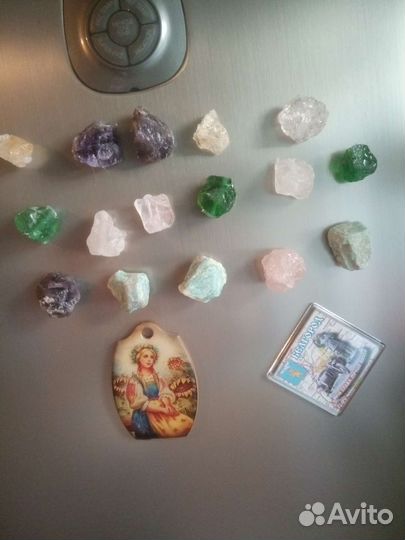 Магнит на холодильник натуральный камень самоцвет