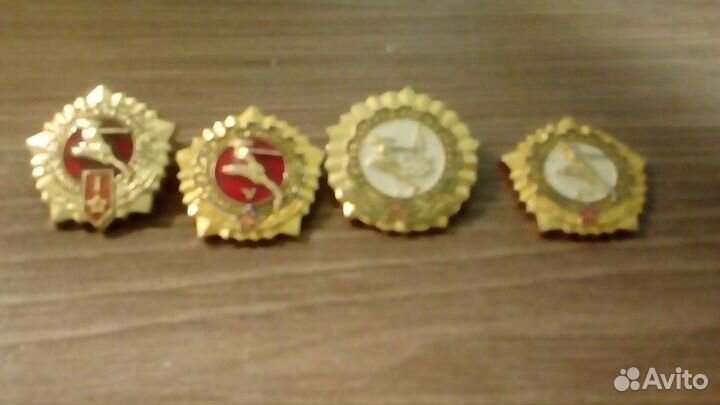 Знаки и значки СССР