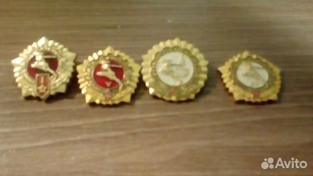 Знаки и значки СССР