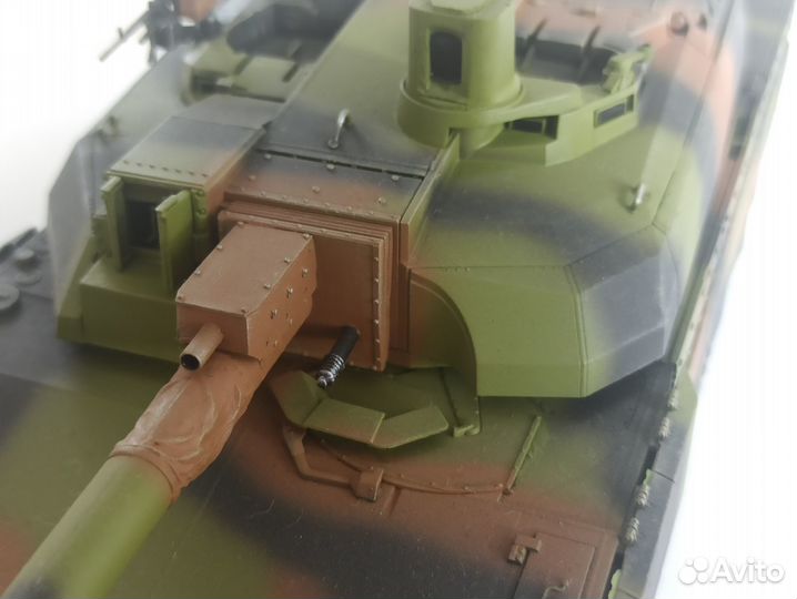 Модель танк 1/35 Leclerc Леклерк 2 Tamiya