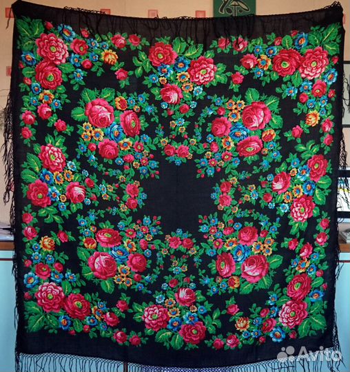 Павловопосадский шерстяной платок Б/У