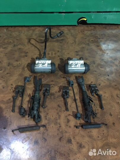 Задний тормозной цилиндр Ford Fusion