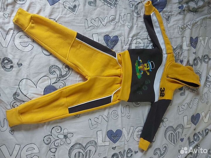 Вещи пакетом на 1,5-3 года, шапки в подарок