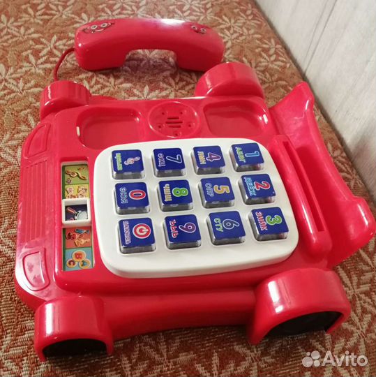 Музыкальный телефон