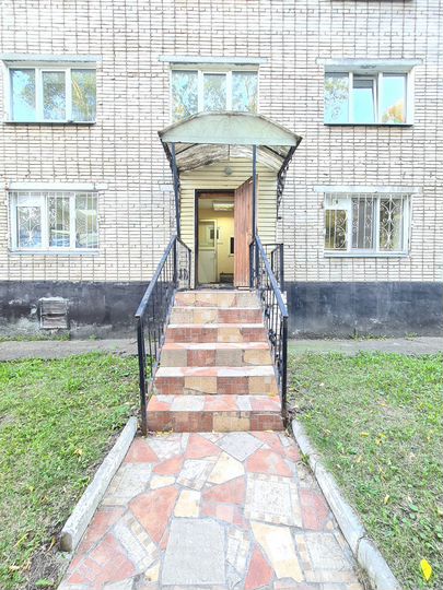 3-к. квартира, 95 м², 1/5 эт.