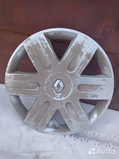 Колпак на колеса