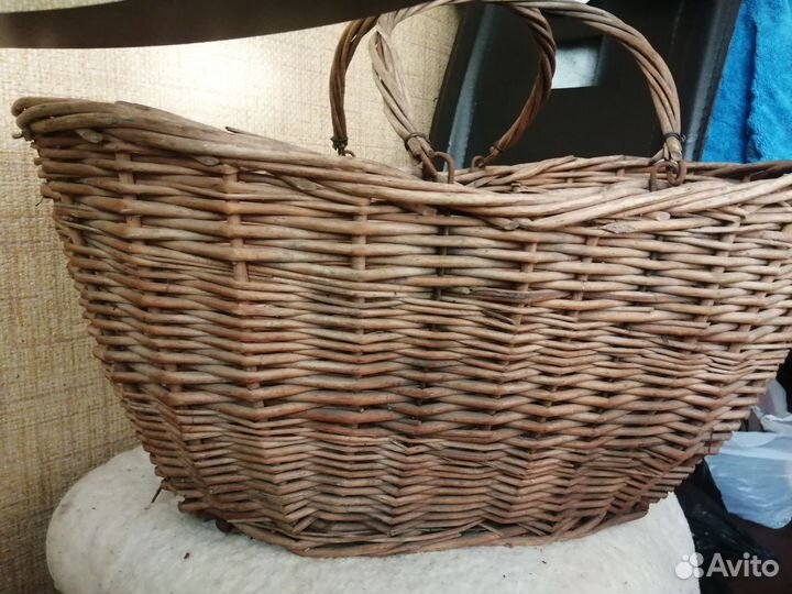 Корзина плетеная большая