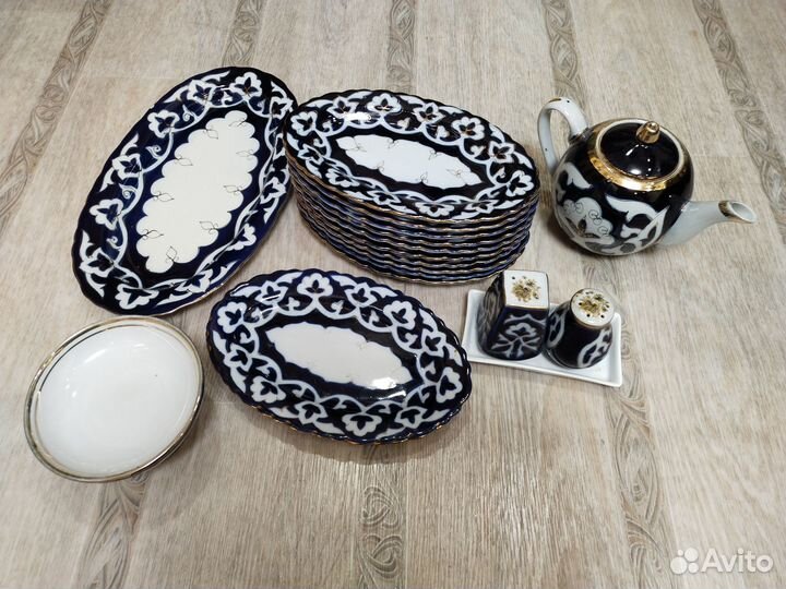 Тарелки и другая посуда (Узбекистан)