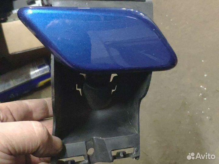 Форсунка омывателя фар