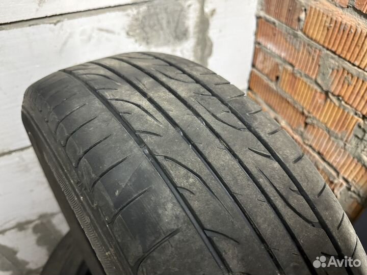 Dunlop SP Sport LM704 215/60 R17 96H