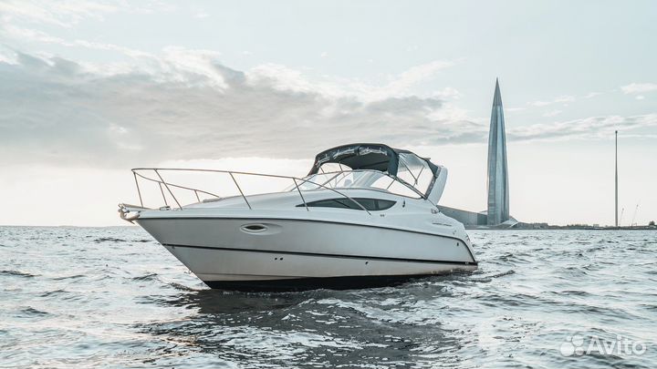 Аренда большого катера Cristal 285