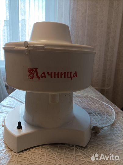 Соковыжималка дачница