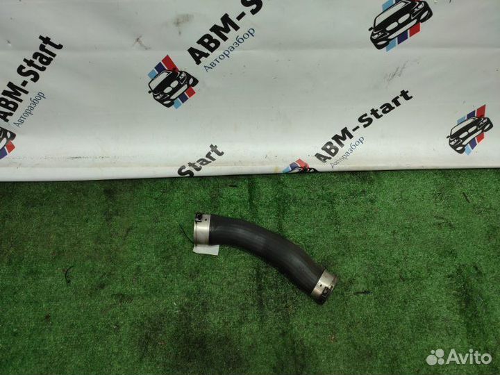 Патрубок интеркулера Bmw 320D F30 N47D20C 2014