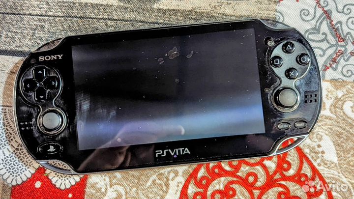 Sony PS Vita PCH-1004