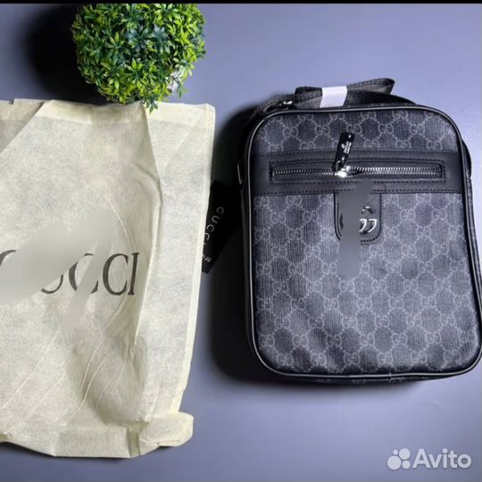 Сумка Gucci на плечо кросс-боди