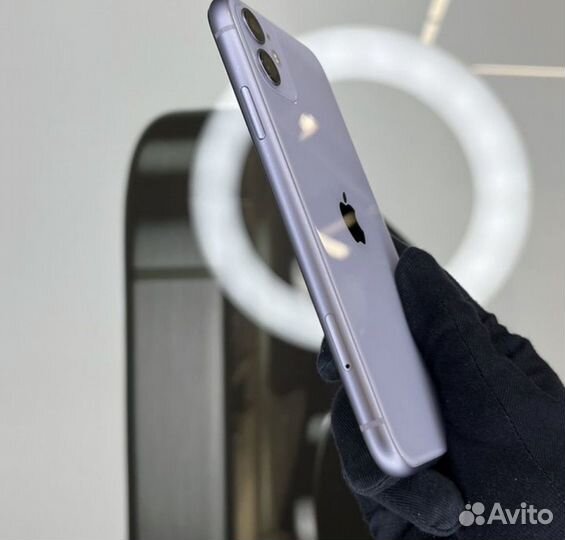 iPhone 11, 64 ГБ