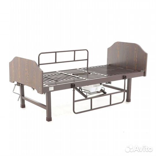 Медицинская кровать для ухода за больными