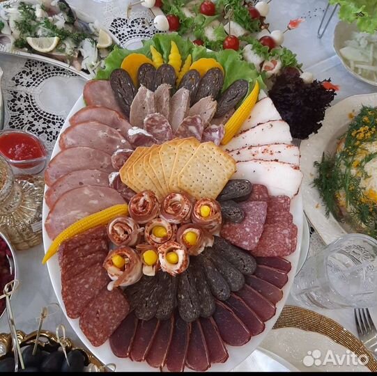 Фуршетный стол