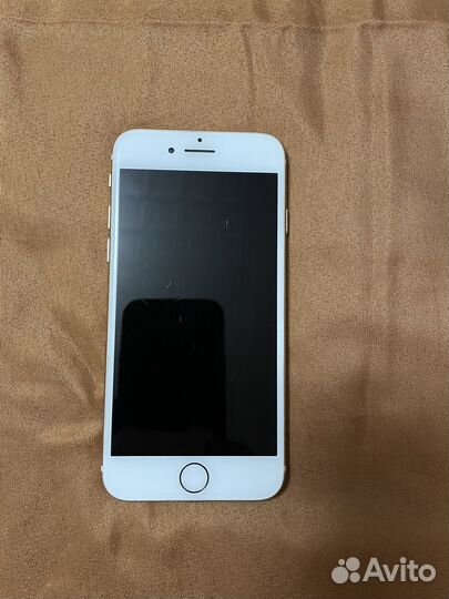 iPhone 8, 64 ГБ