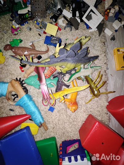 Игрушки / lego / металлические конструкторы