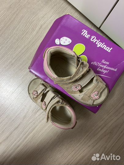 Босоножки для девочки 24 размер