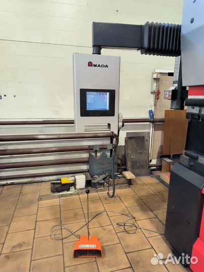 Листогибочный пресс amada HFE M2 8025 axes S