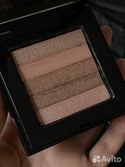 Bobbi brown хайлайтер