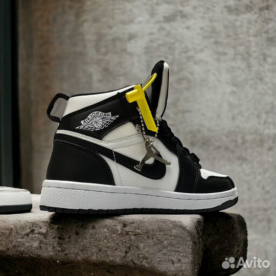 Кроссовки nike air jordan 1