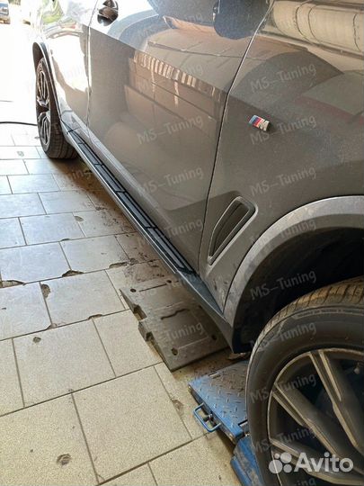 Пороги черные BMW X5 G05