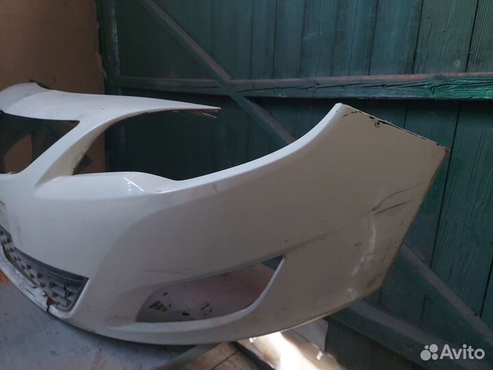 Передний бампер опель астра j