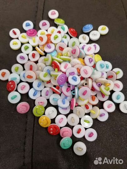 Пуговки смайлики