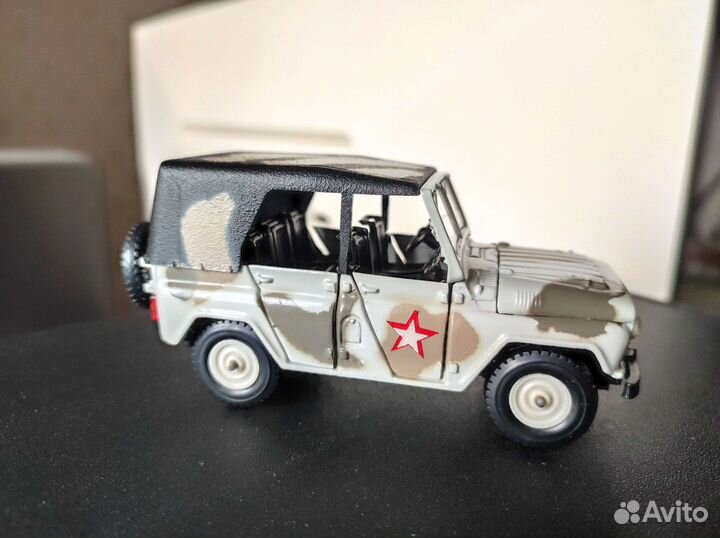 Модель УАЗ-469 Военный СССР