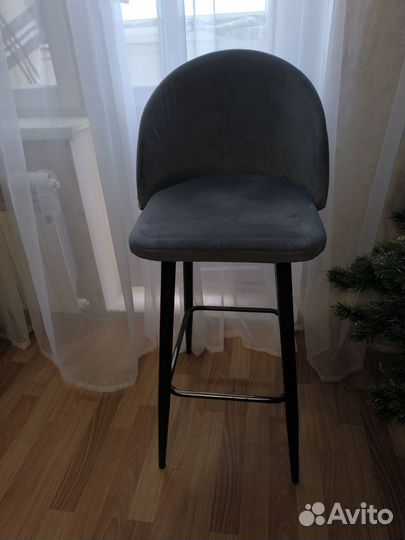 Барный стул