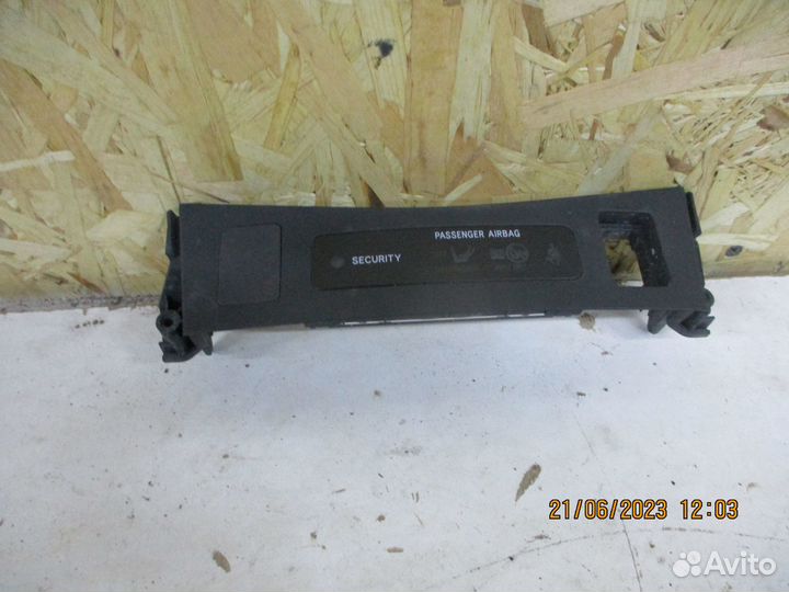 Накладка панели торпеды Тойота Королла E-150