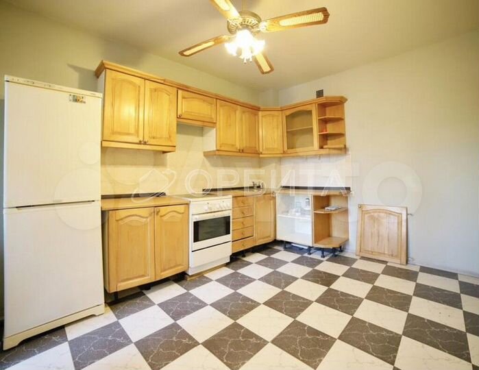 3-к. квартира, 79,6 м², 2/9 эт.