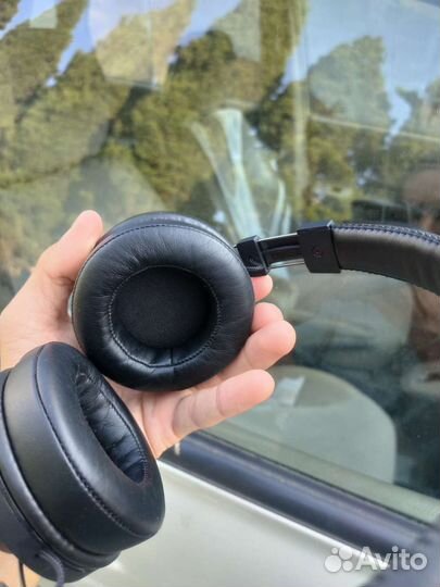 Беспроводные наушники Razer Adaro Wireless