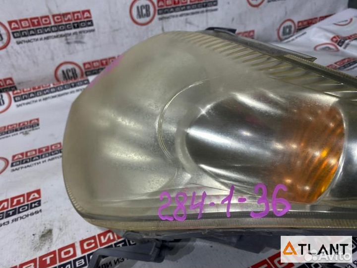 Фара левая toyota IST