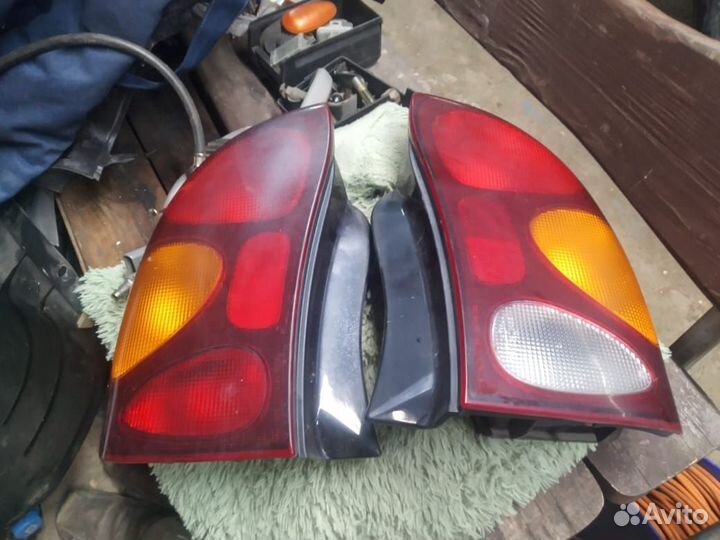 Задний фонарь правый на chevrolet lanos заз ланос
