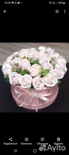 Розы мыльные в шляпной коробке