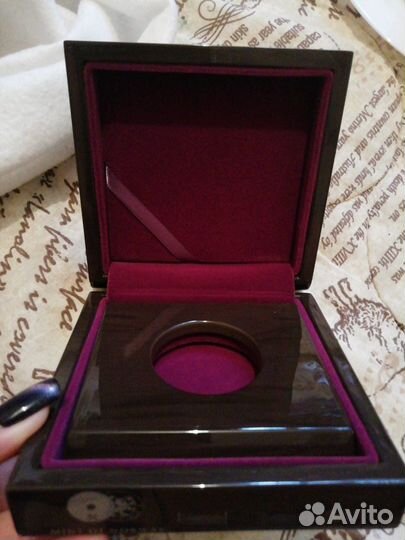 Продам деревянную коробочку