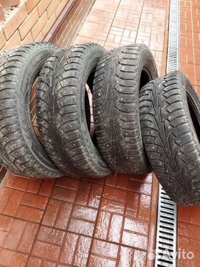 Nokian Tyres Hakkapeliitta 5 SUV 225/65 R17