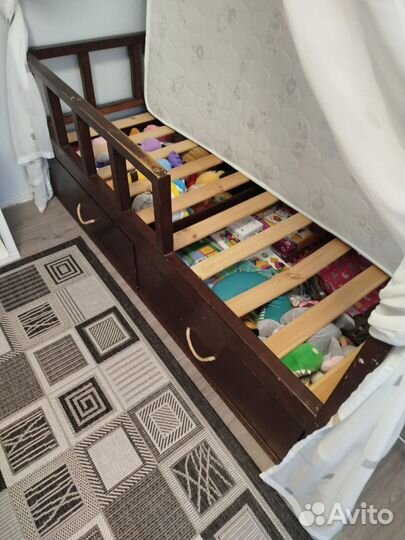 Детская кровать домик