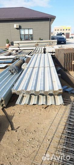 Профнастил HC44 0,5 Quarzit Pro Matt RR 32 темно-к