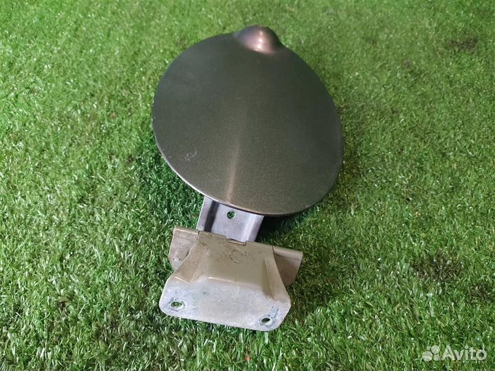 Лючок топливного бака Ford Maverick TM1 2005