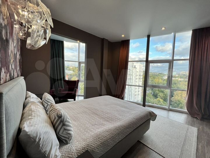 2-к. квартира, 54 м², 17/18 эт.