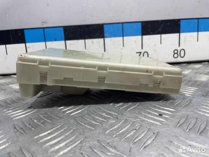 Б/У Блок предохранителей моторный#001