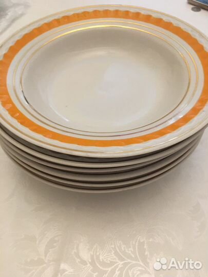 Тарелки разные