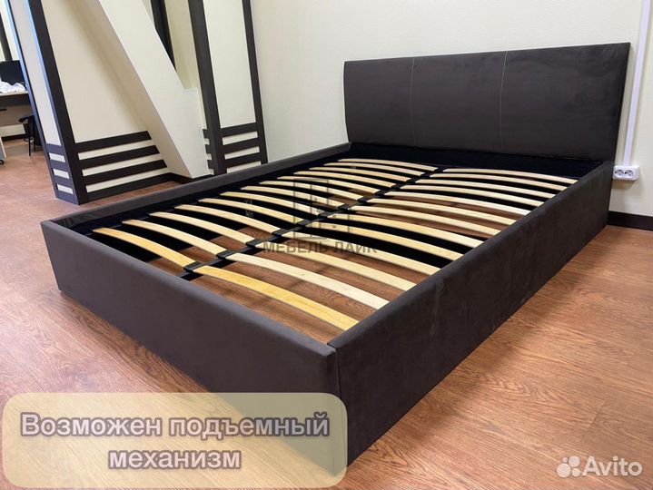 Кровать мягкая
