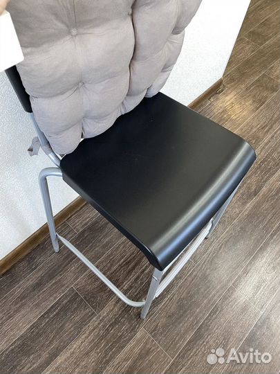 Гримерное зеркало полки, стул IKEA