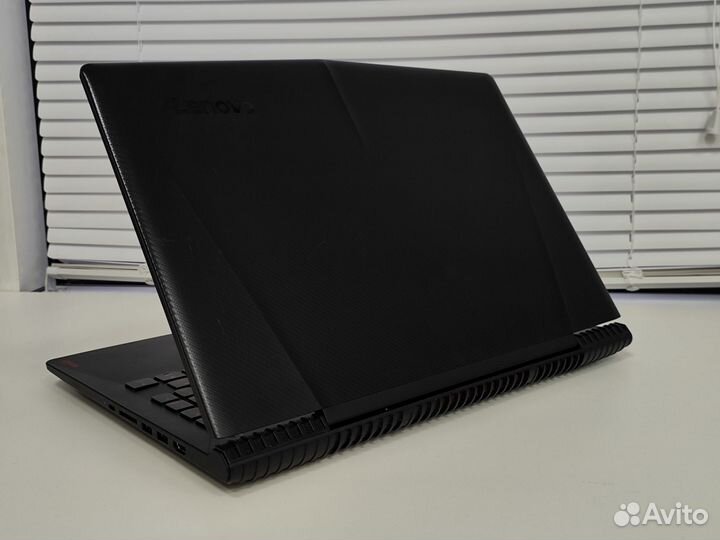 Ноутбук Lenovo Legion Y520
